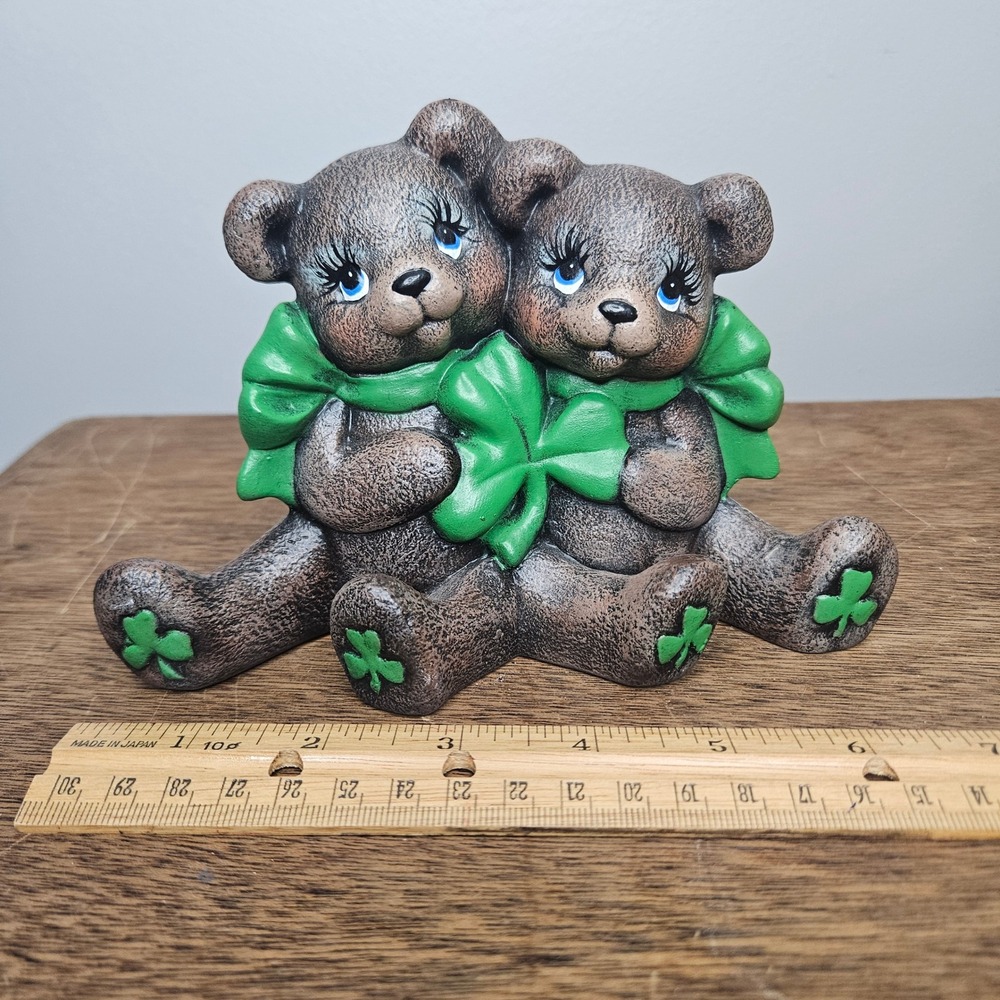 Ceramic St Patricks Day Teddy Bears Figurine Green‎ Bows Shamrocks 7 Inch Vtg